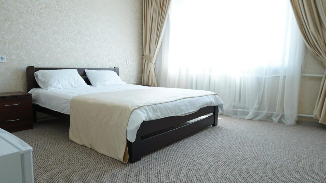 Bulgary House Hotel Kryzhanivka Ngoại thất bức ảnh