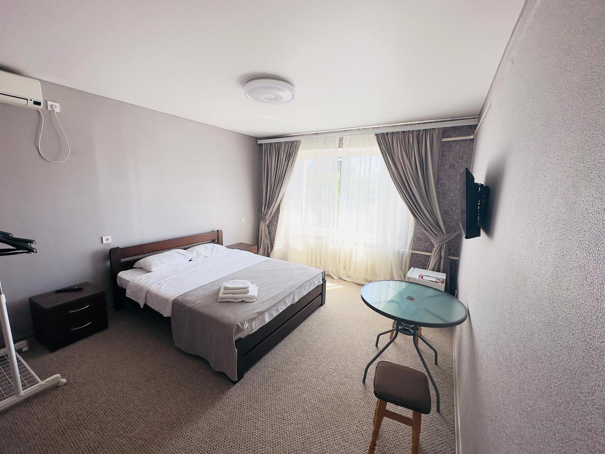 Bulgary House Hotel Kryzhanivka Ngoại thất bức ảnh